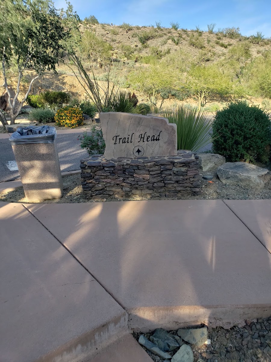 Dixie Mine Trailhead Parking