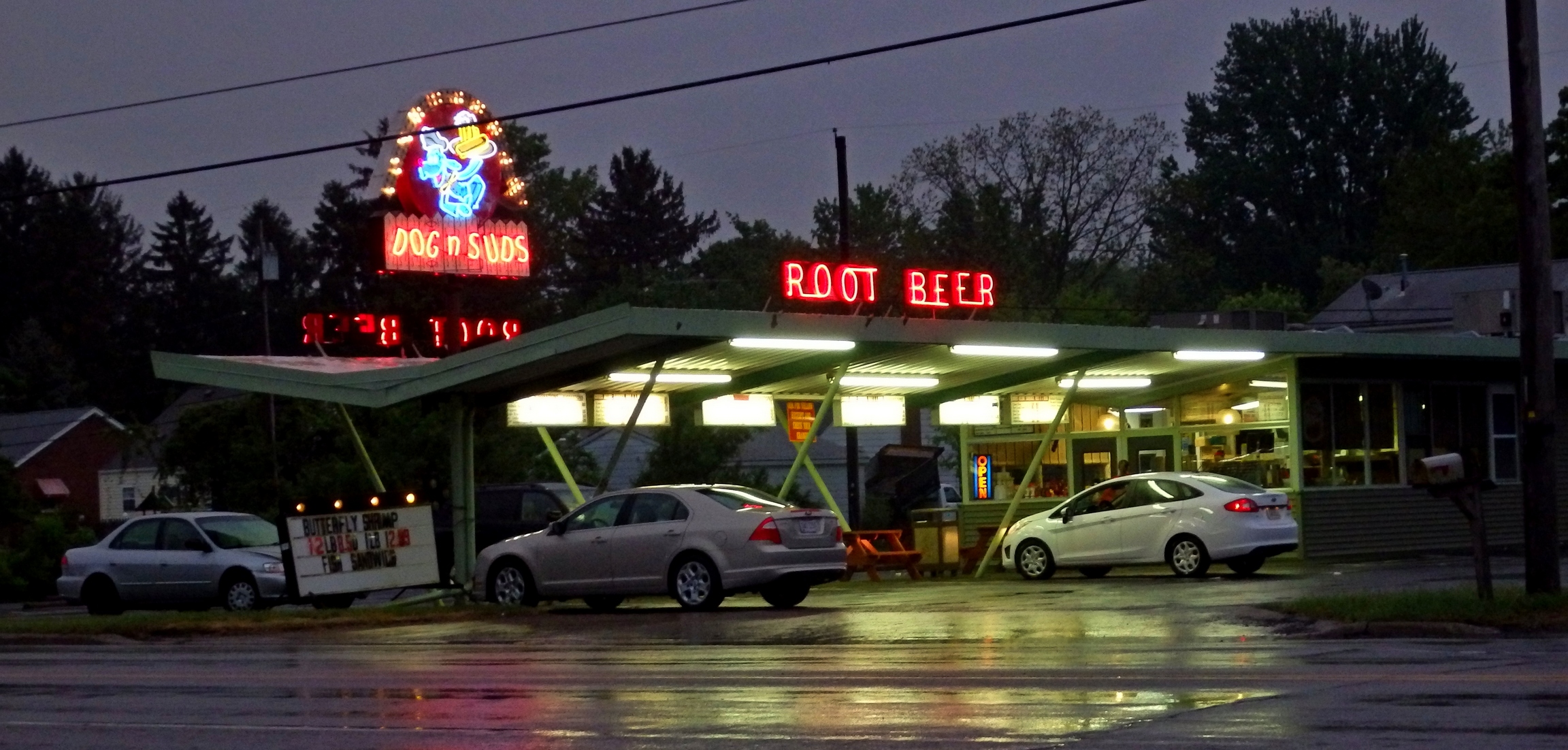 Dog n' Suds