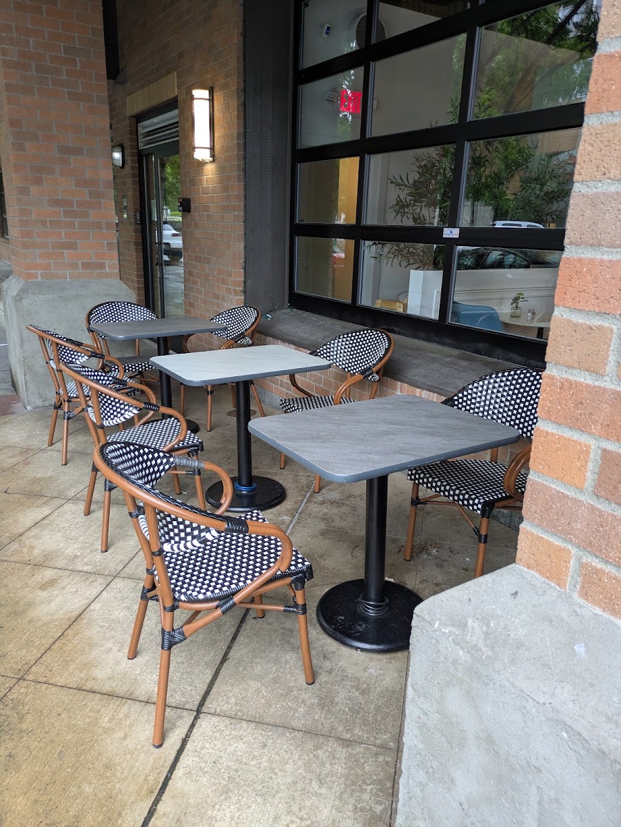 Doppio Cafe and Creperie