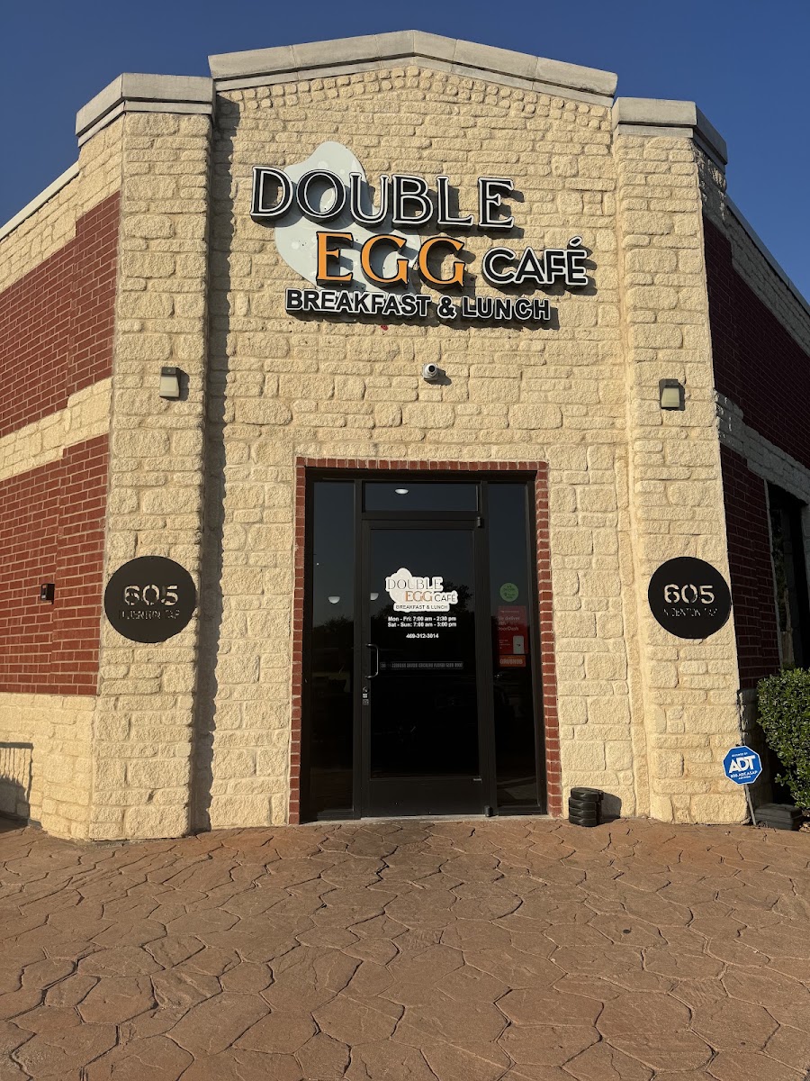 Double Egg Cafe