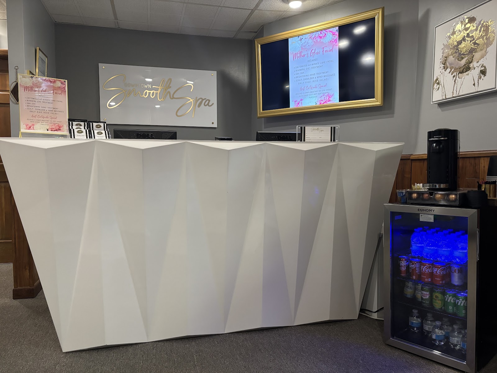 Downtown Smooth Spa