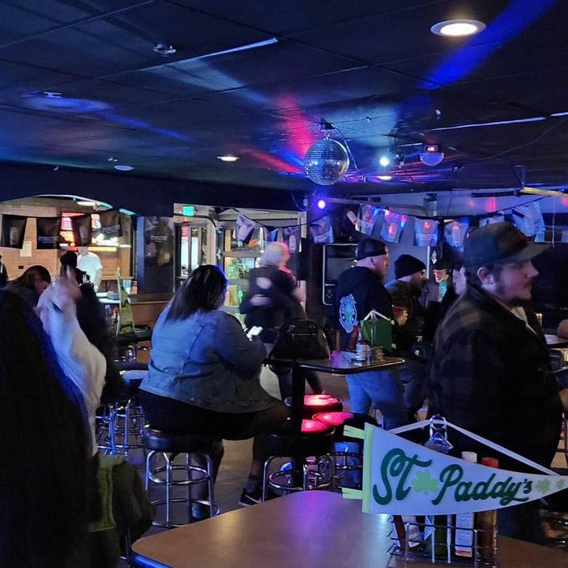 Draft Choice Sports Bar & Grill