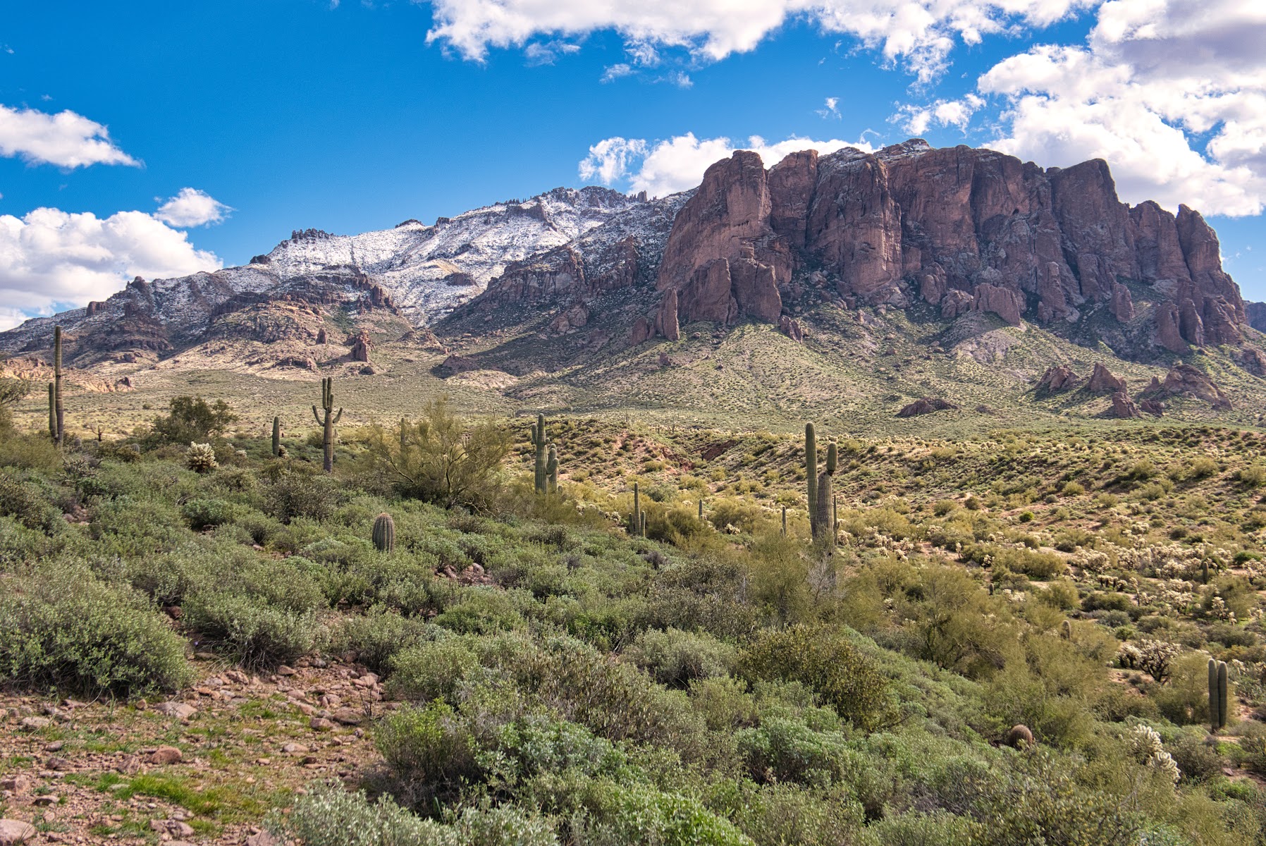 Dutchman's Trailhead