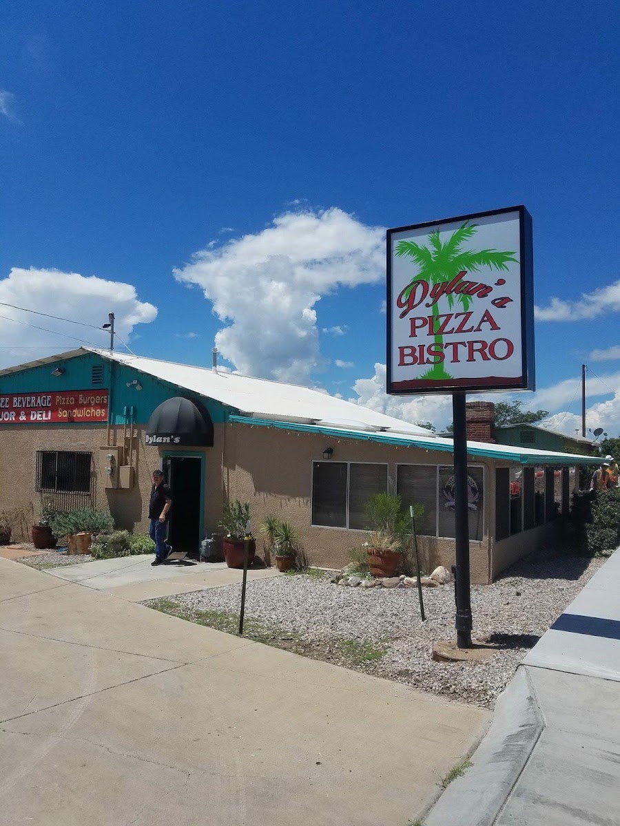Dylan's Pizza Bistro