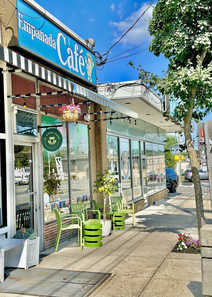 El Coquí Café