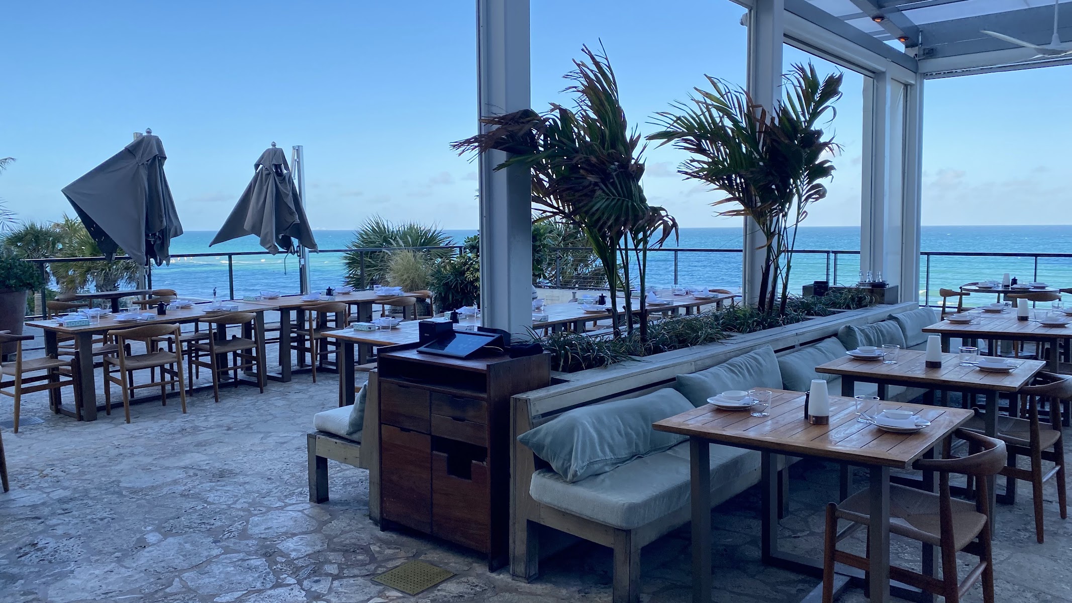 ETARU restaurant