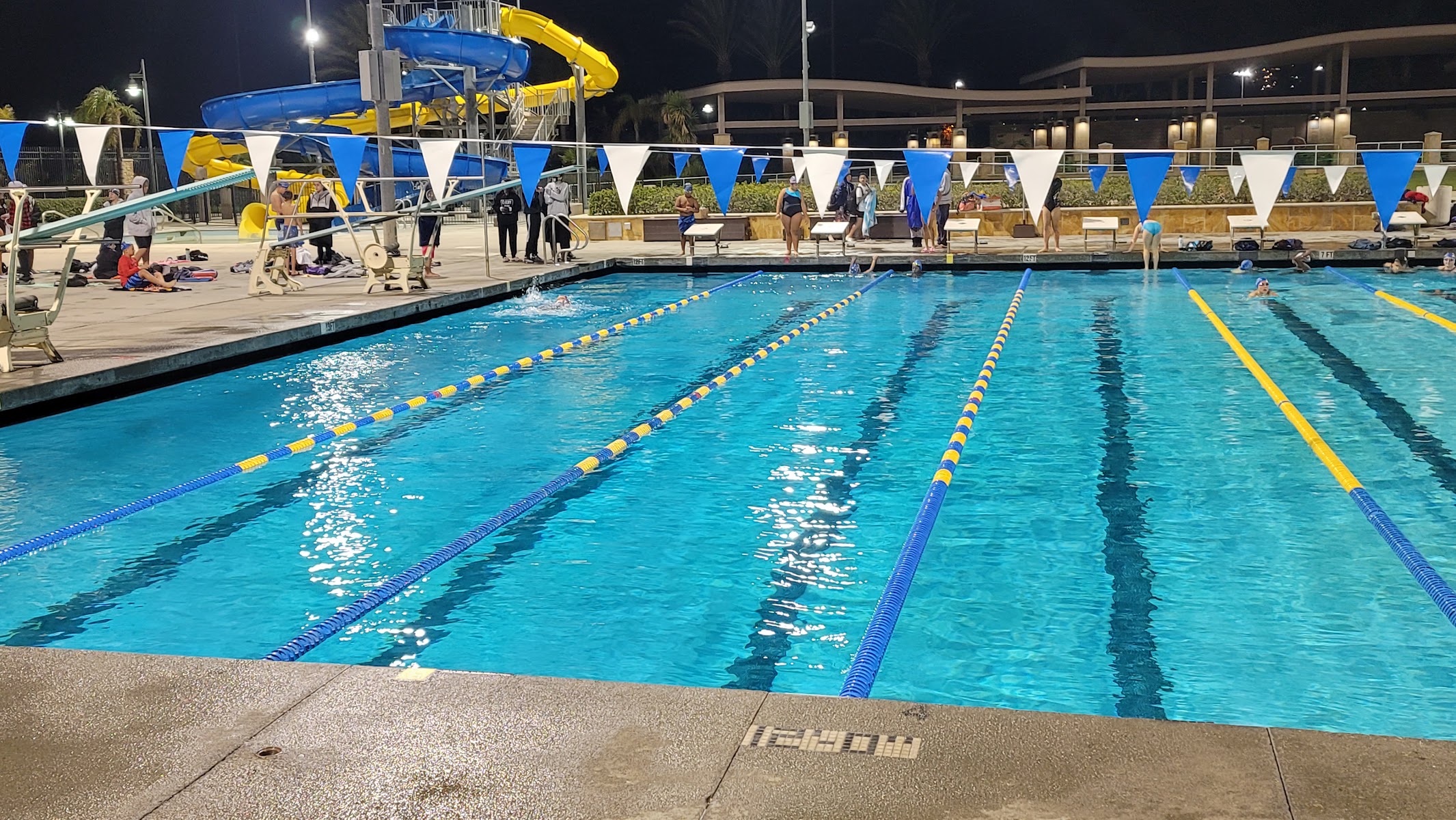 Fontana Park Aquatic Center
