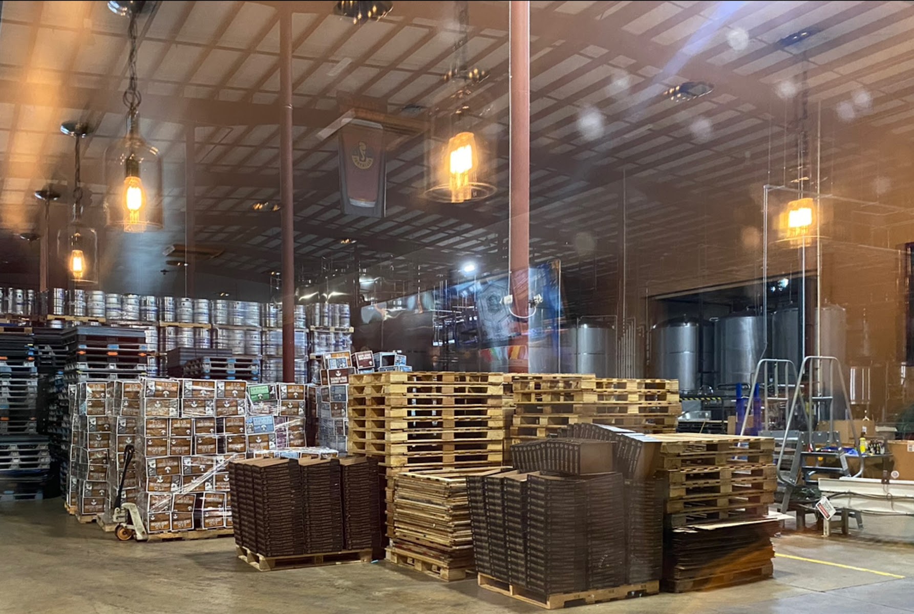 Foothills Brewing Tasting Room
