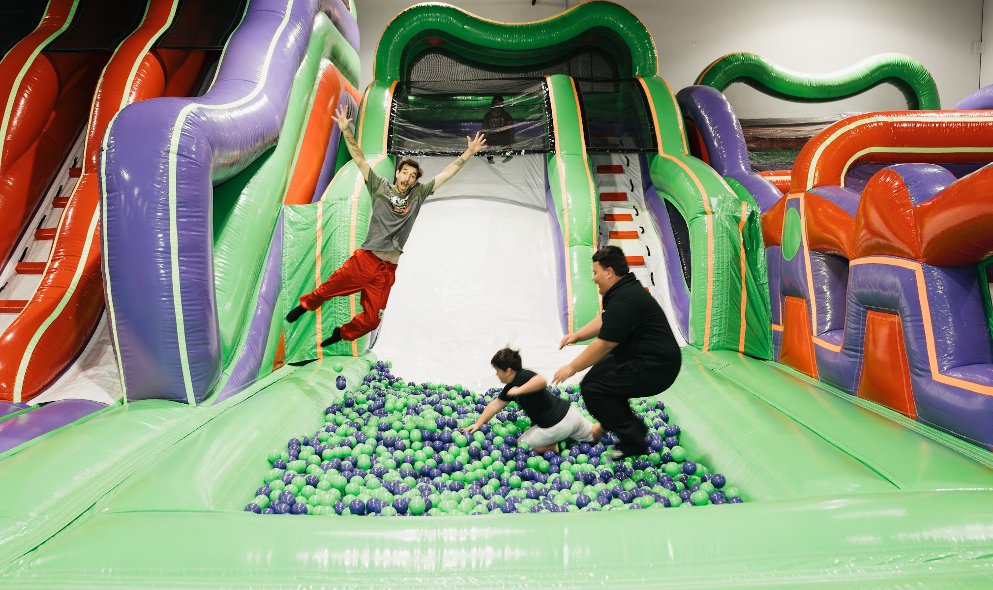 Funtastic Depot - Indoor Amusement Park