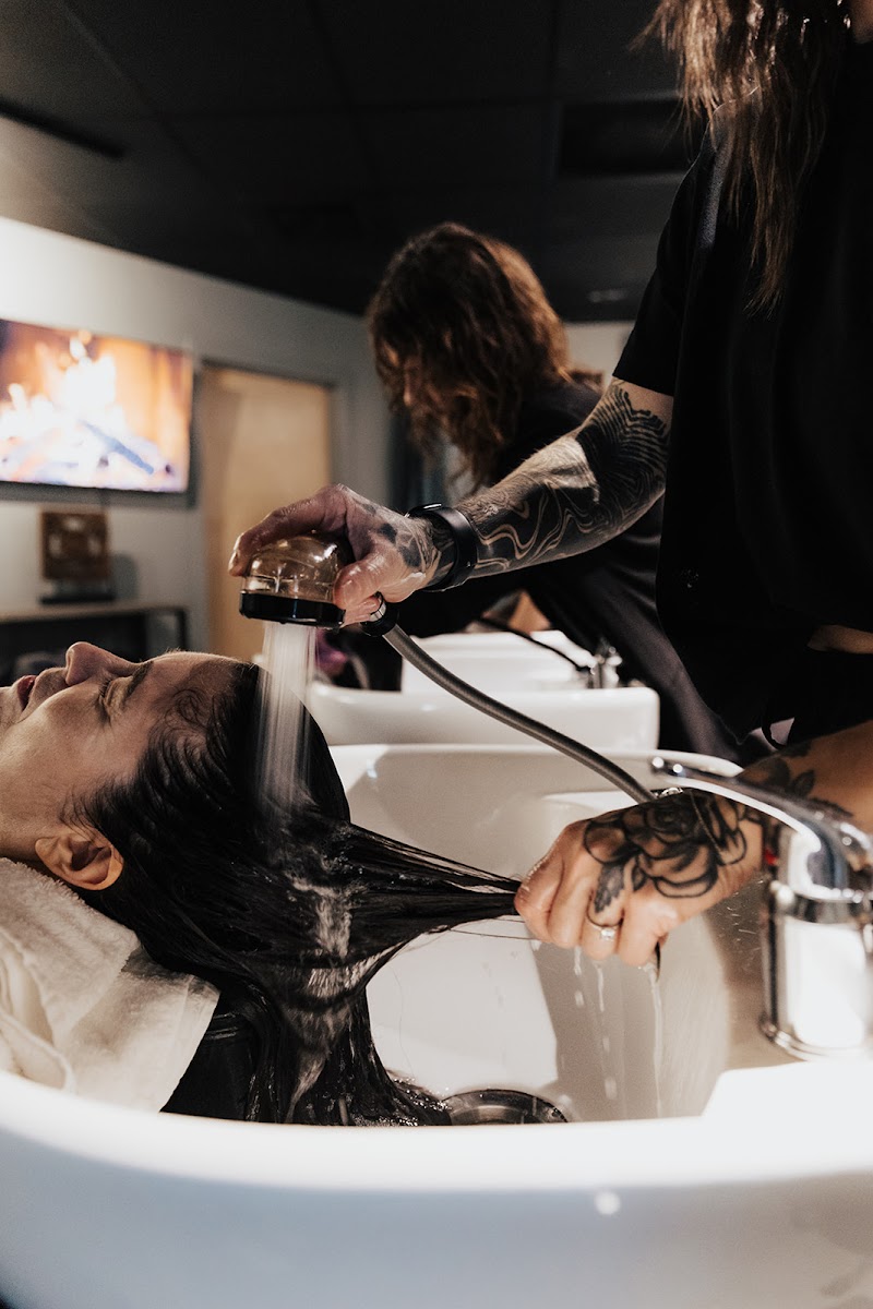 Gervais Salon & Day Spa - 5th Street Market