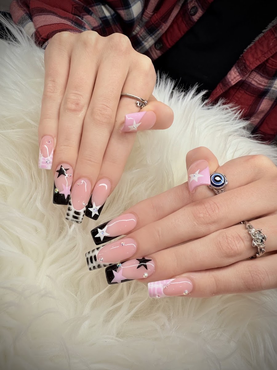 GLO Nail & Spa