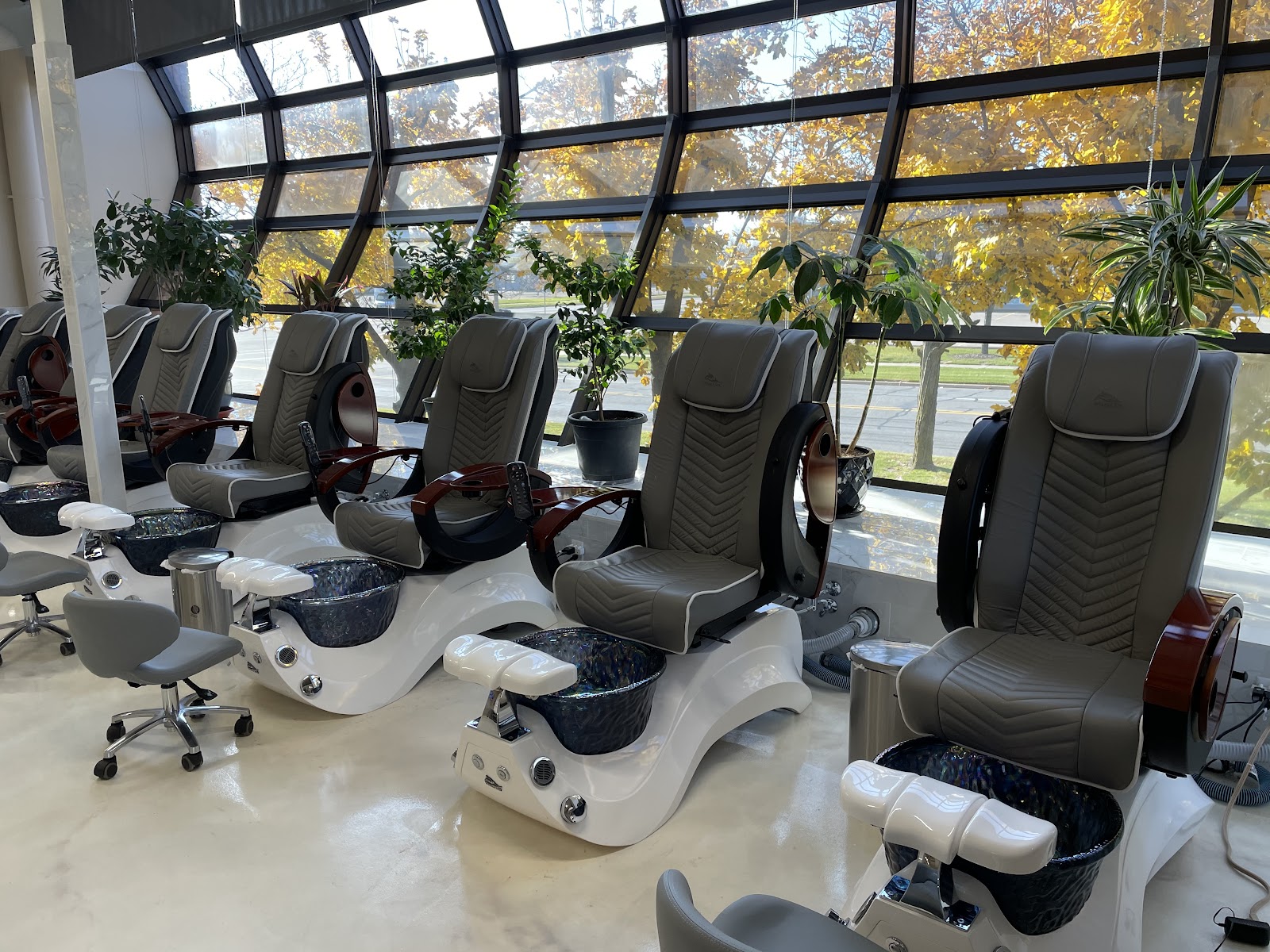 Grand Nail Spa