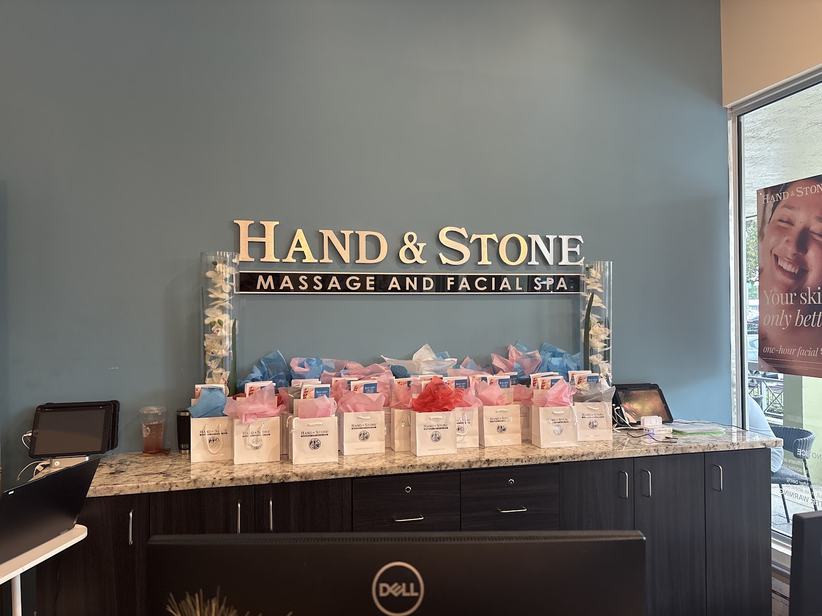 Hand & Stone Massage and Facial Spa