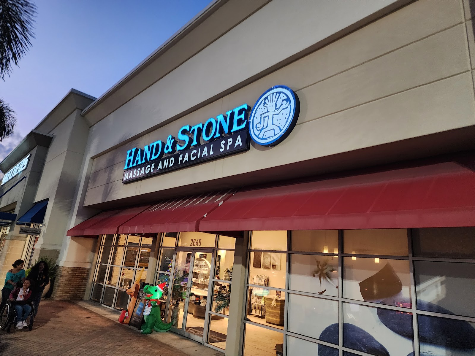 Hand & Stone Massage and Facial Spa