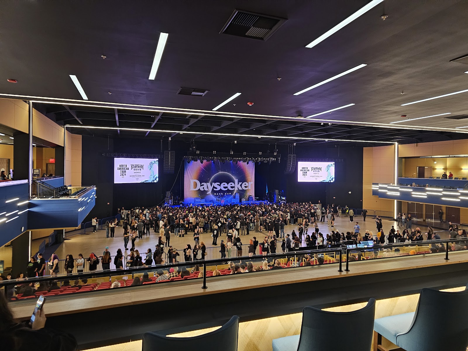Hard Rock Live