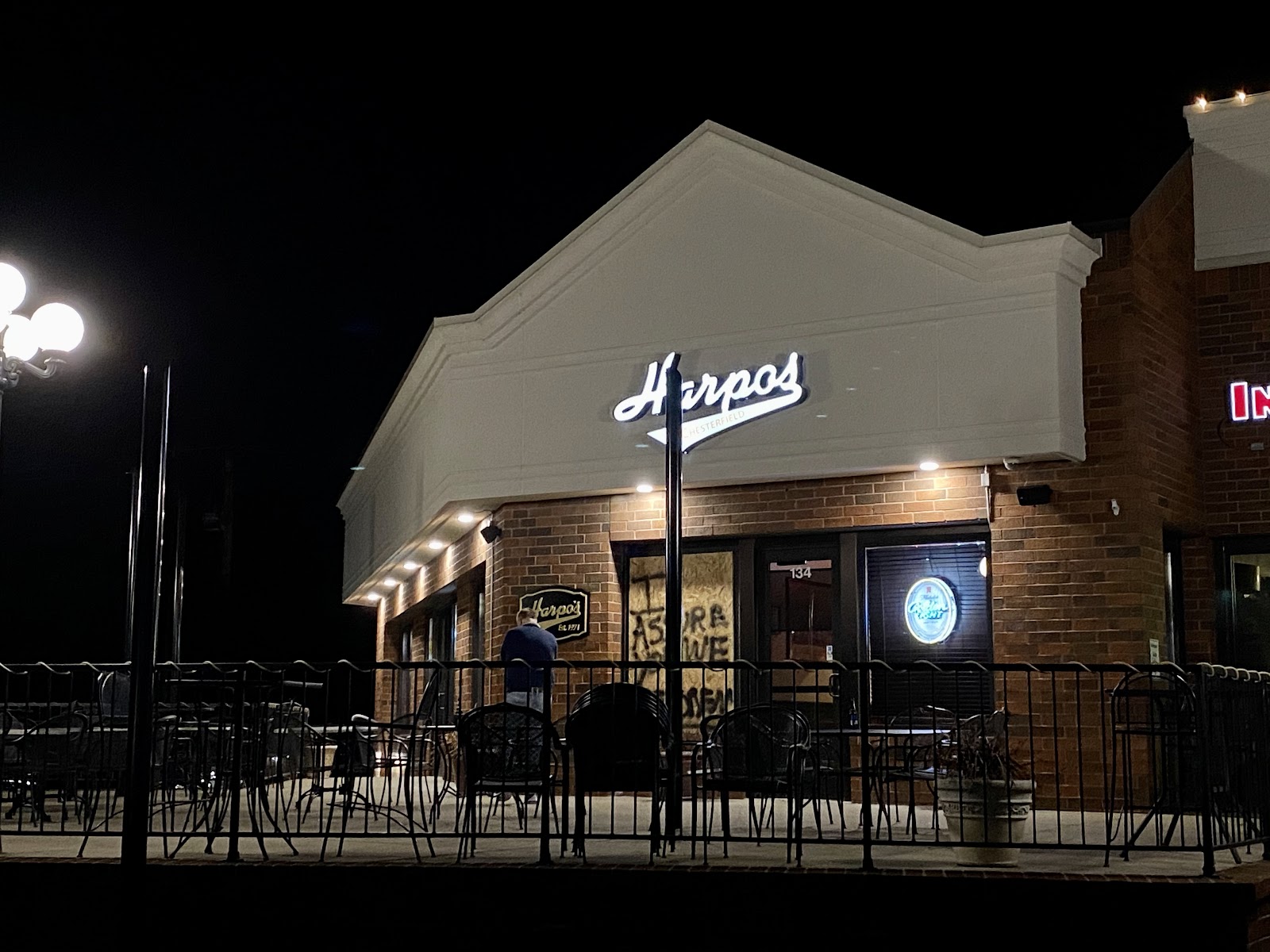 Harpo's Chesterfield