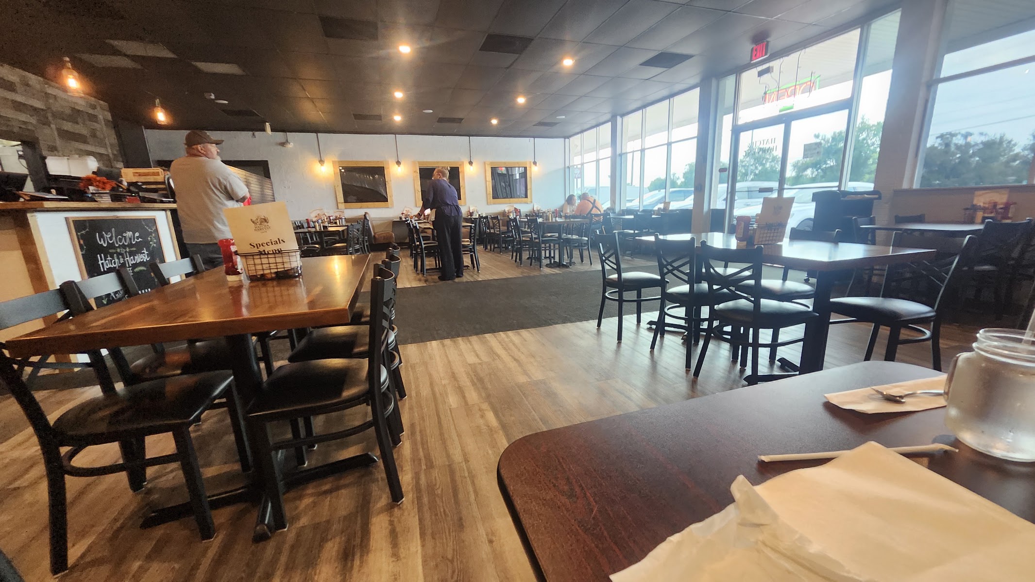 Hatch & Harvest Cafe