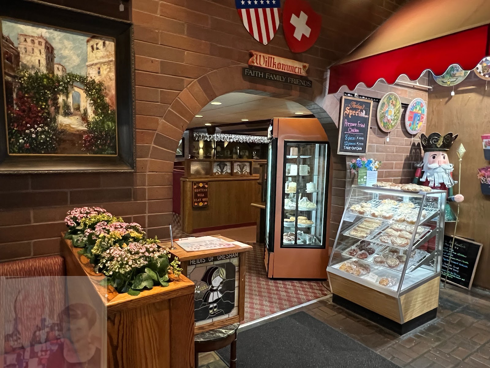 Heidi's Of Gresham