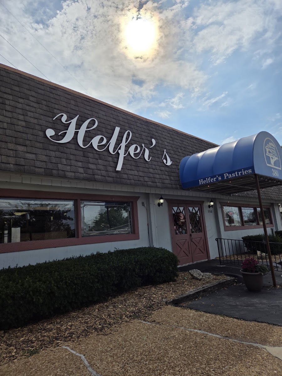 Helfer's Pastries