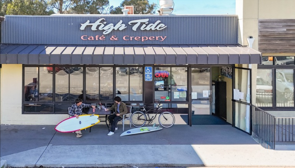 High Tide Cafe & Crêperie