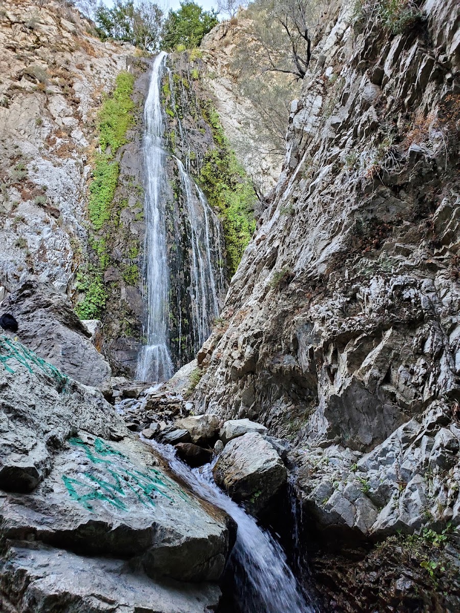 Hiking Trail Bonita Falls