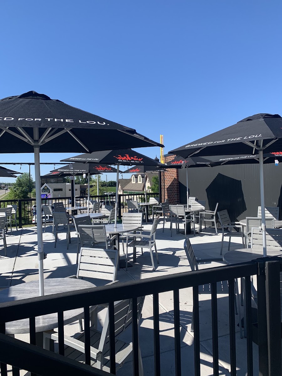 Home Plate Bar & Grill