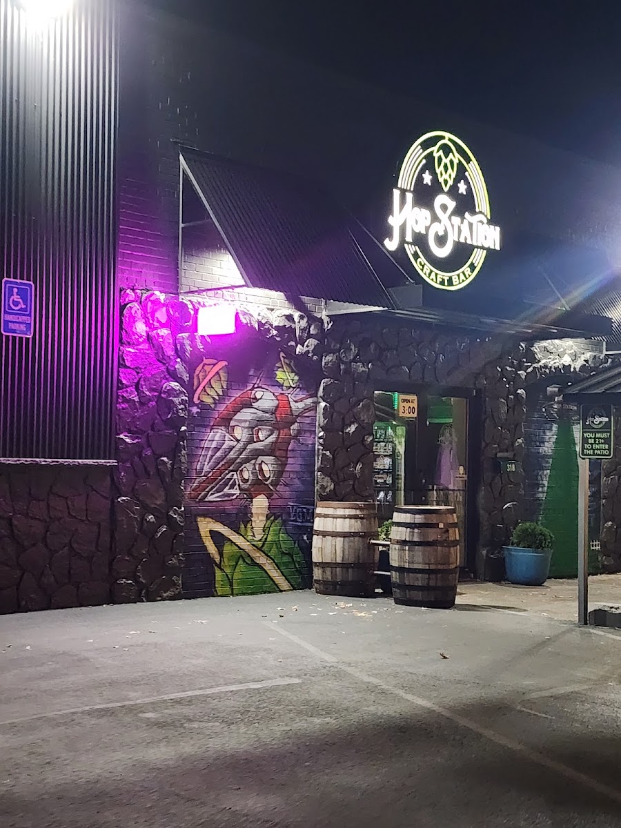 Hop Station