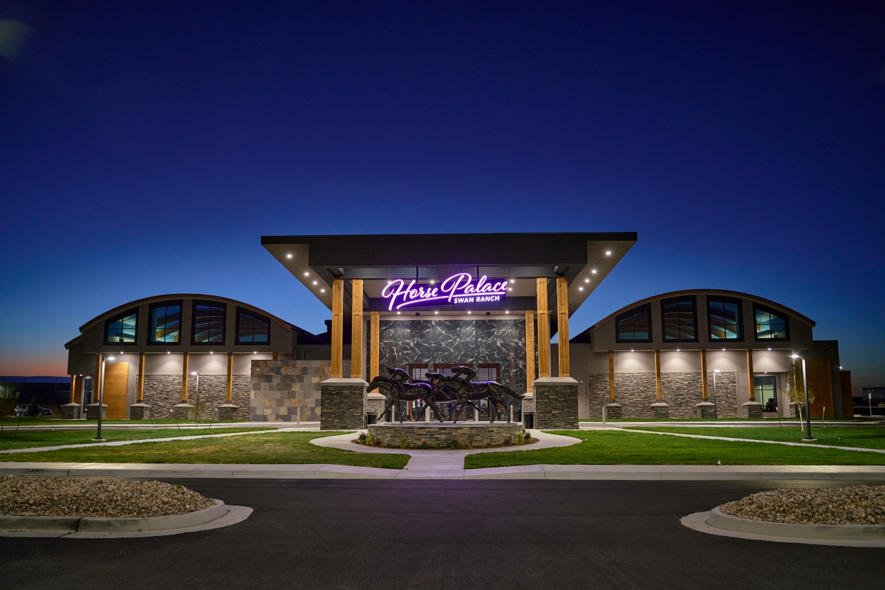 Horse Palace Swan Ranch - Gaming & OTB