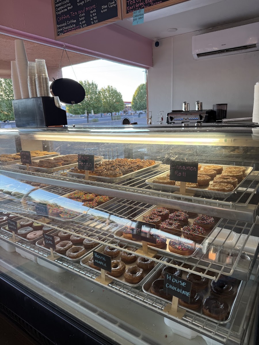 Hot n Sweet Coffee and Donut Shop