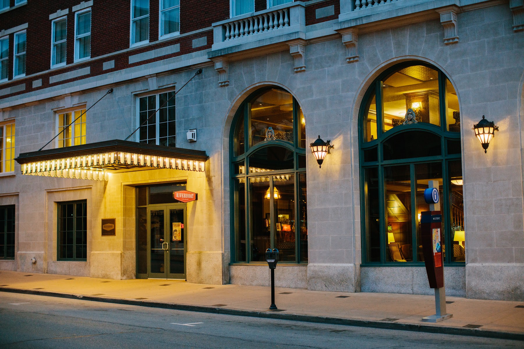 Hotel Julien Dubuque