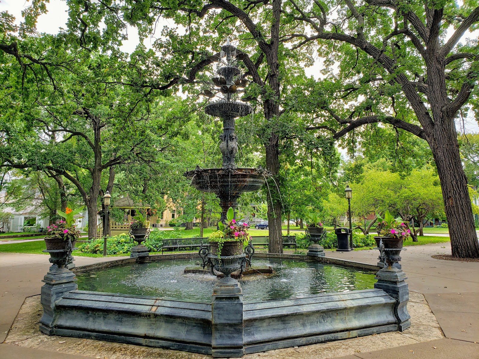 Irvine Park