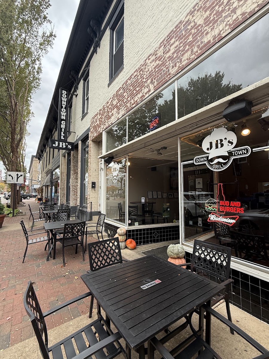 JB's Downtown Grill