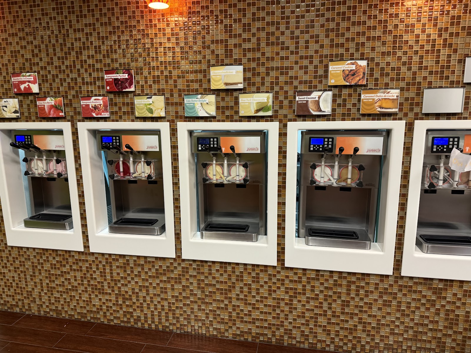 Josie's Frozen Yogurt
