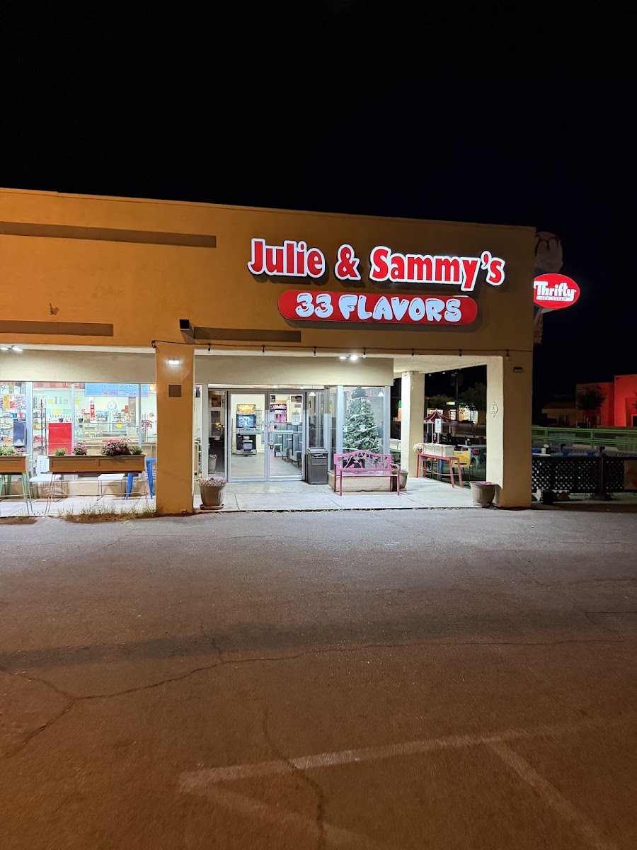 Julie & Sammy's