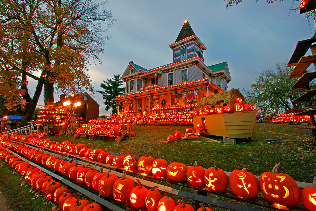 Kenova's Pumpkin House