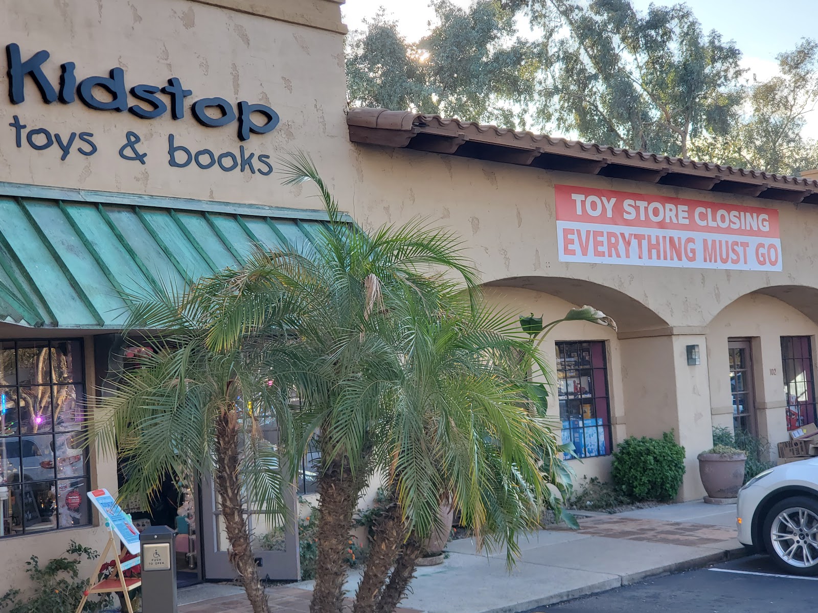 Kidstop Toys & Books