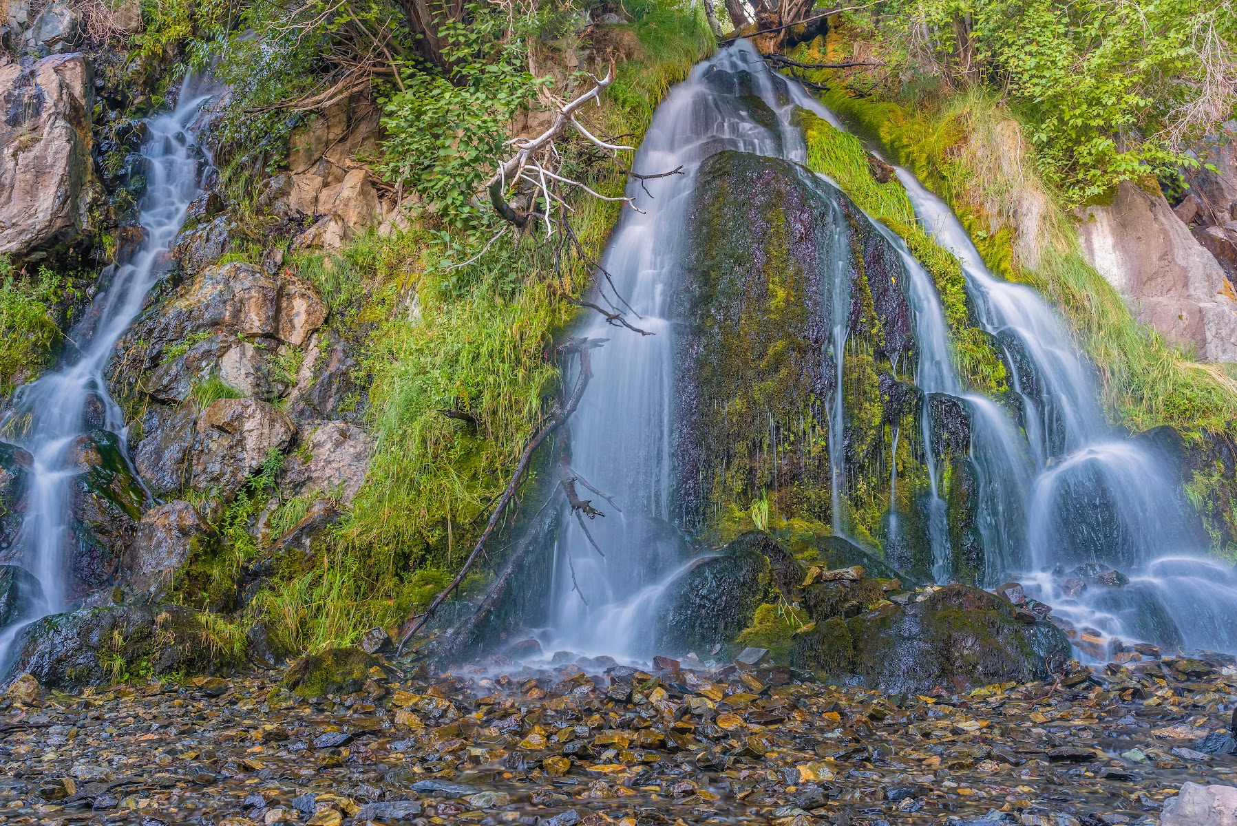 Kings Canyon Waterfalls