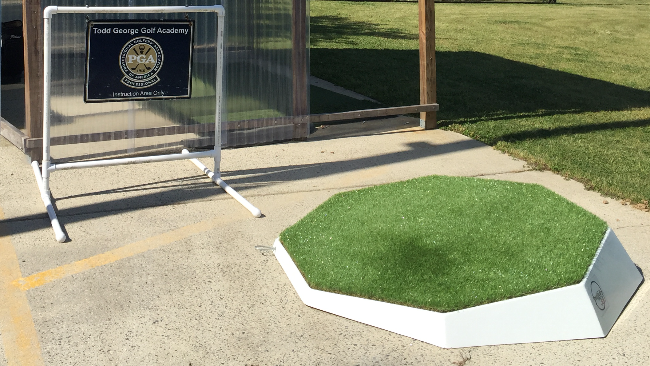 Knights Play Golf Center