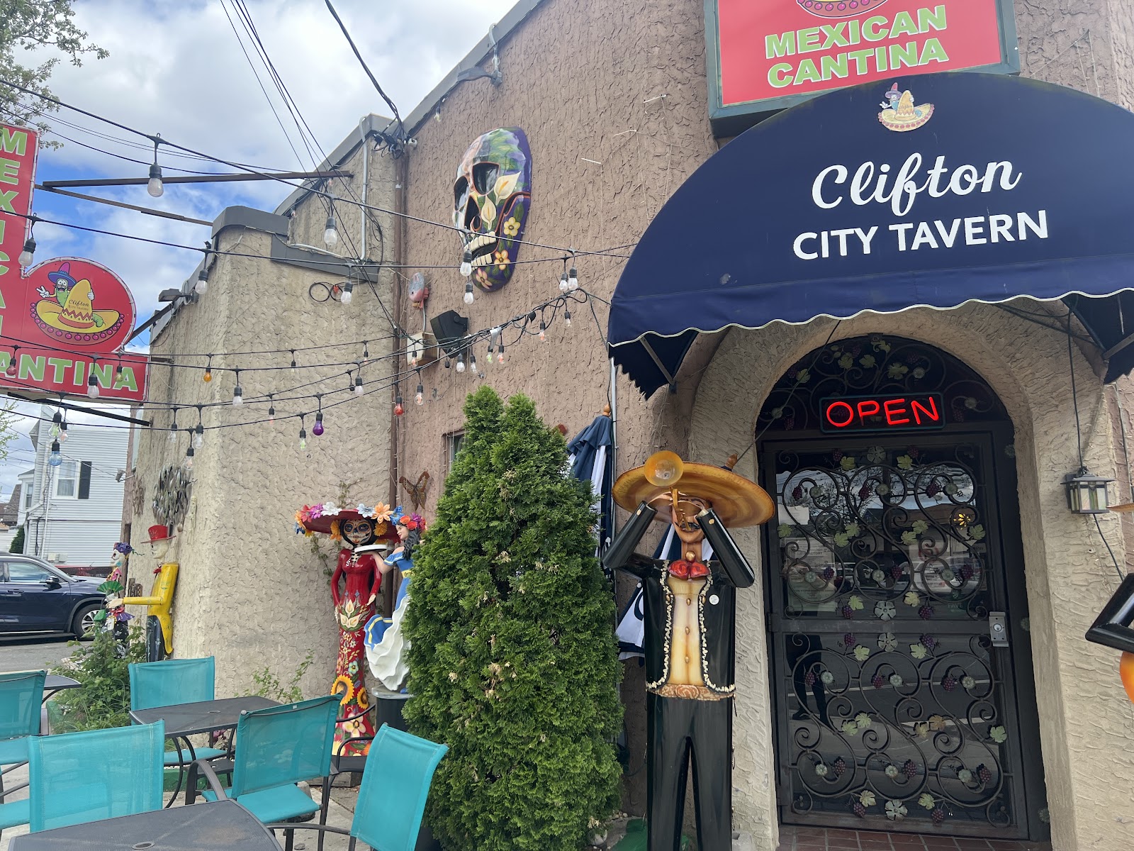 La Cantina Mexicana