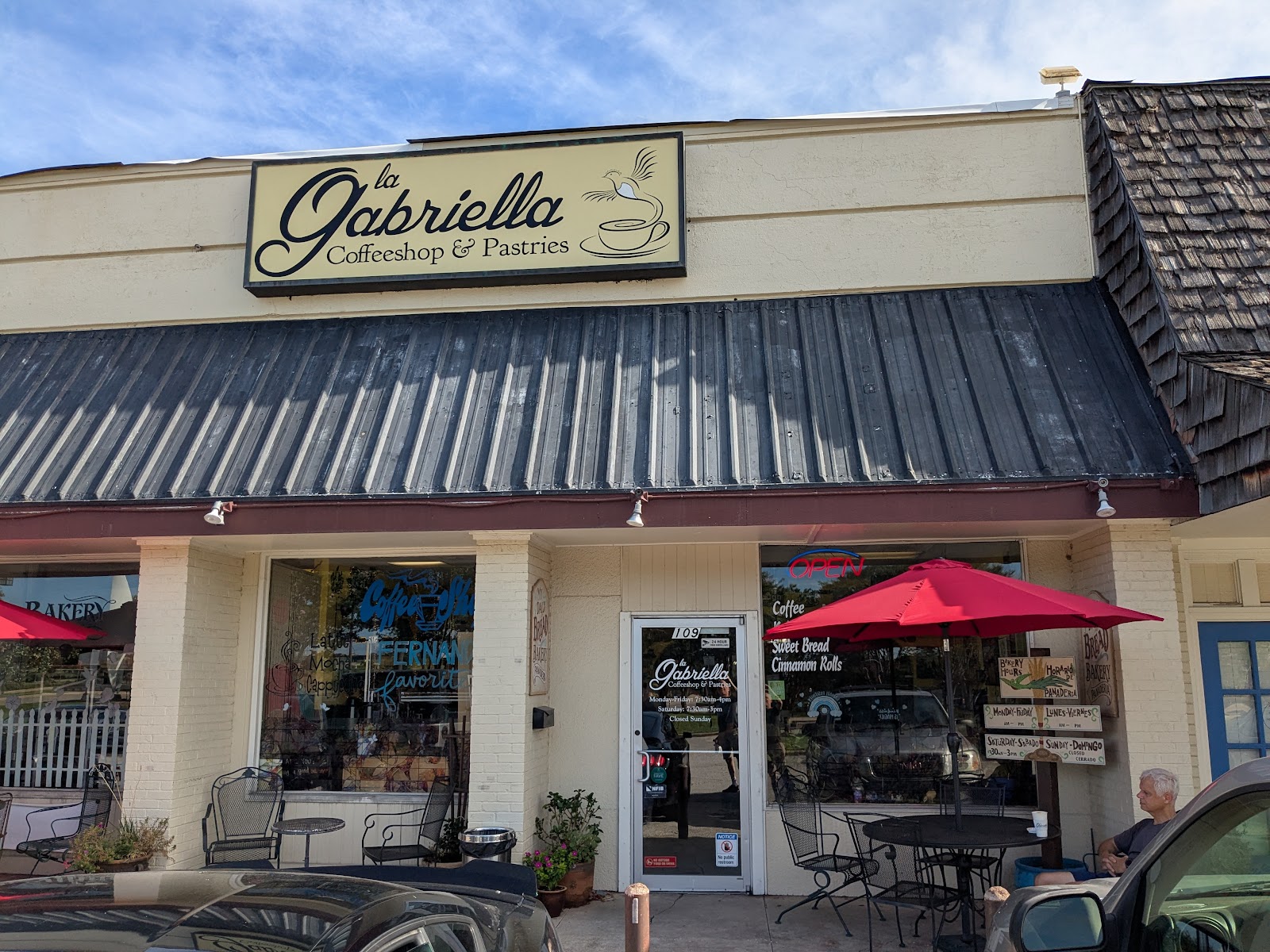 la Gabriella Coffeeshop & Pastries