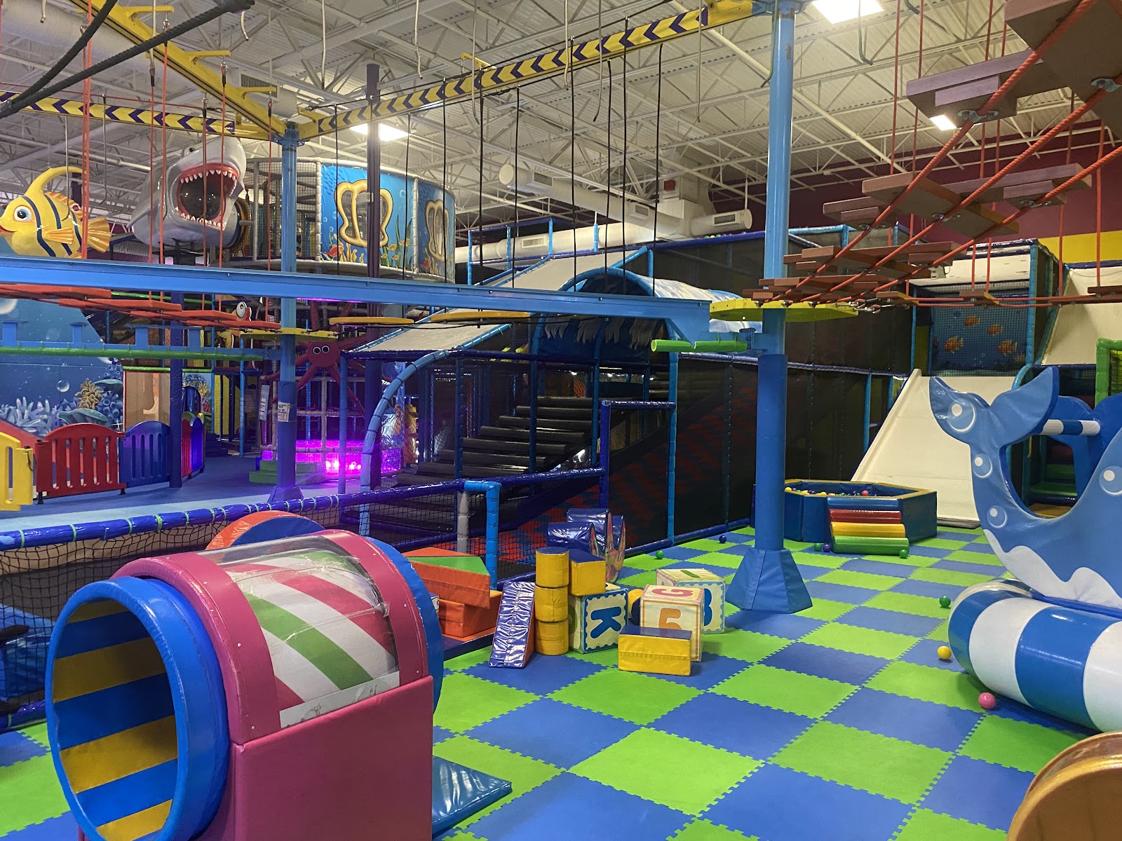 La-La Land - Fun Indoor Playground!