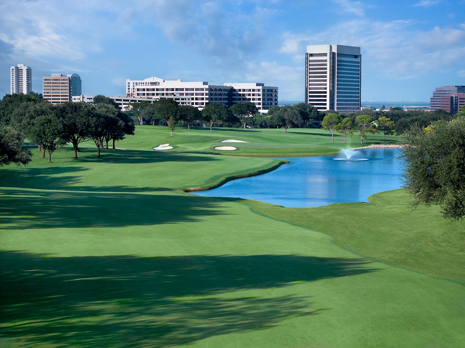 Las Colinas Country Club