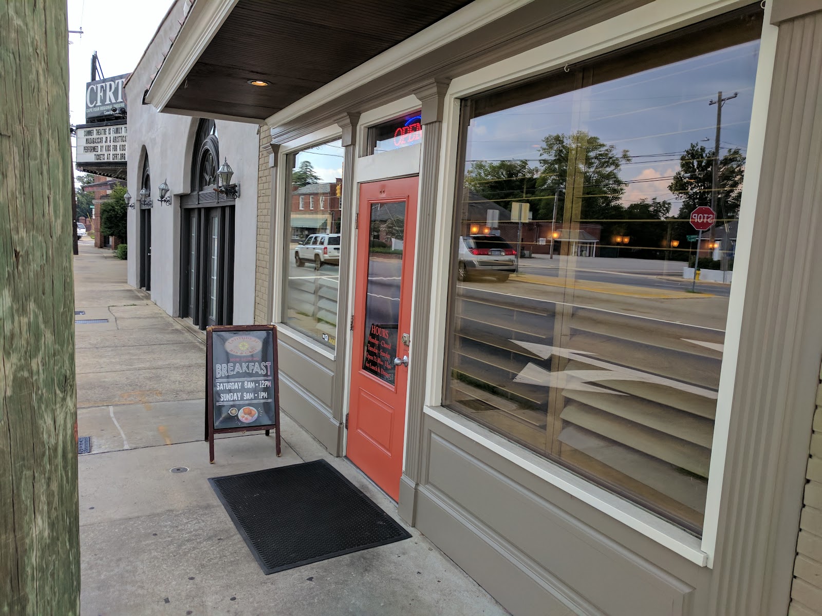 Latitude 35 Bar & Grill