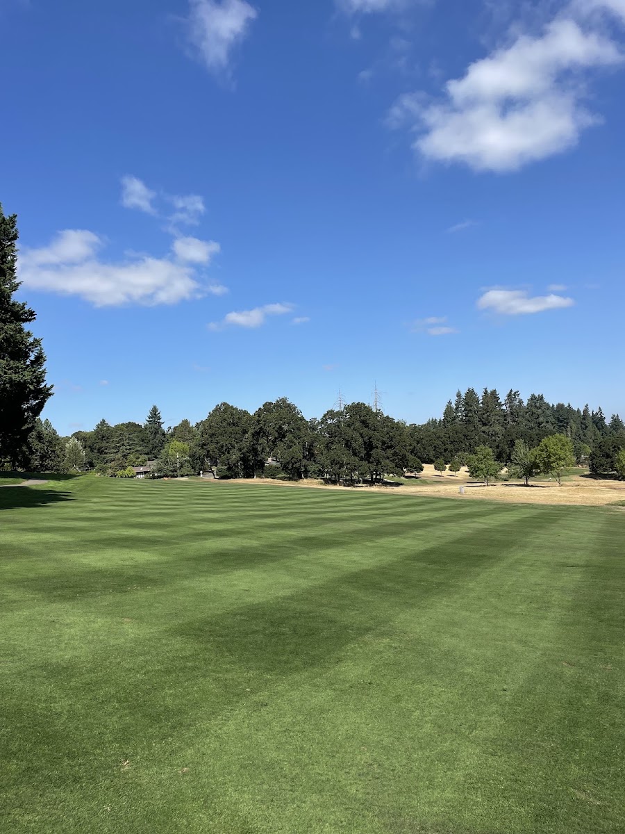 Laurelwood Golf Course