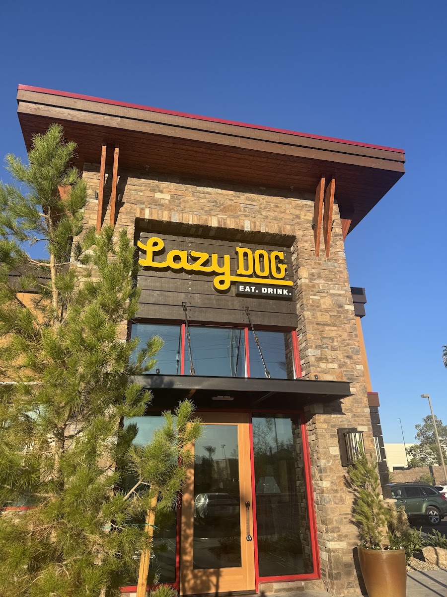 Lazy Dog Restaurant & Bar
