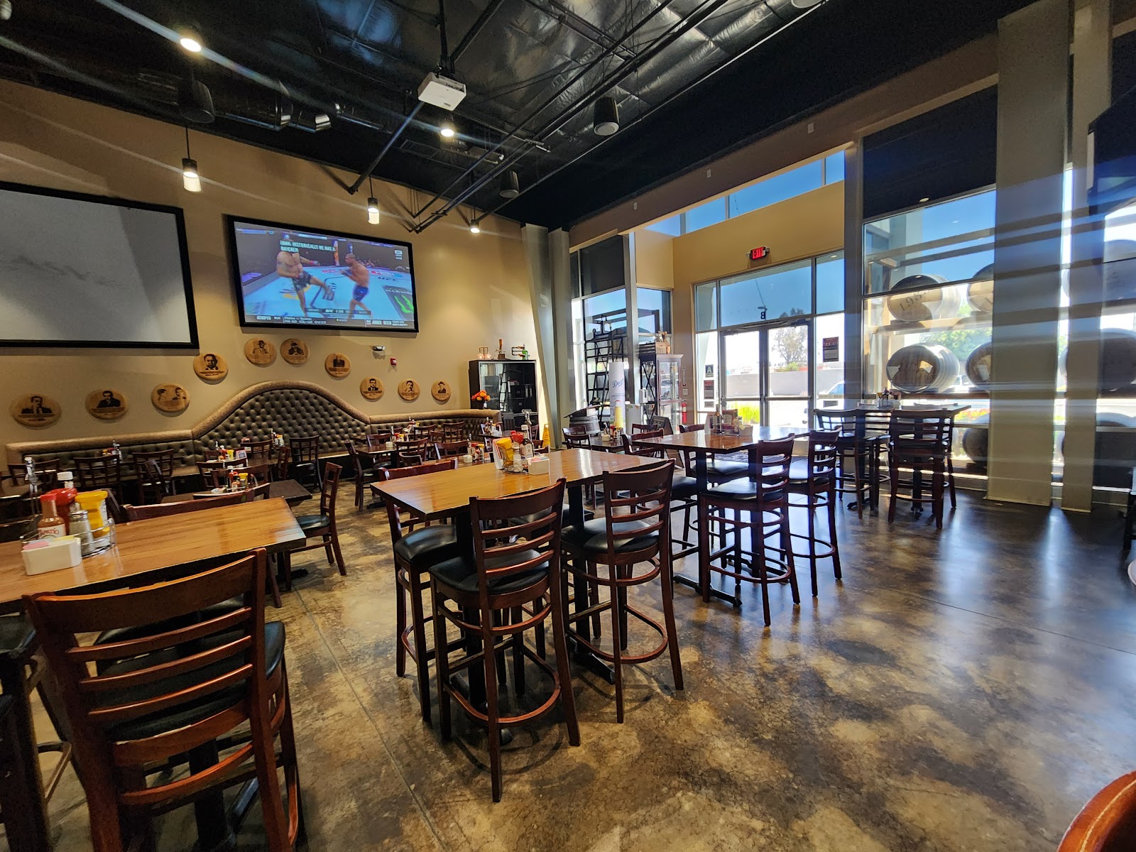 Legends Lounge & Event Center