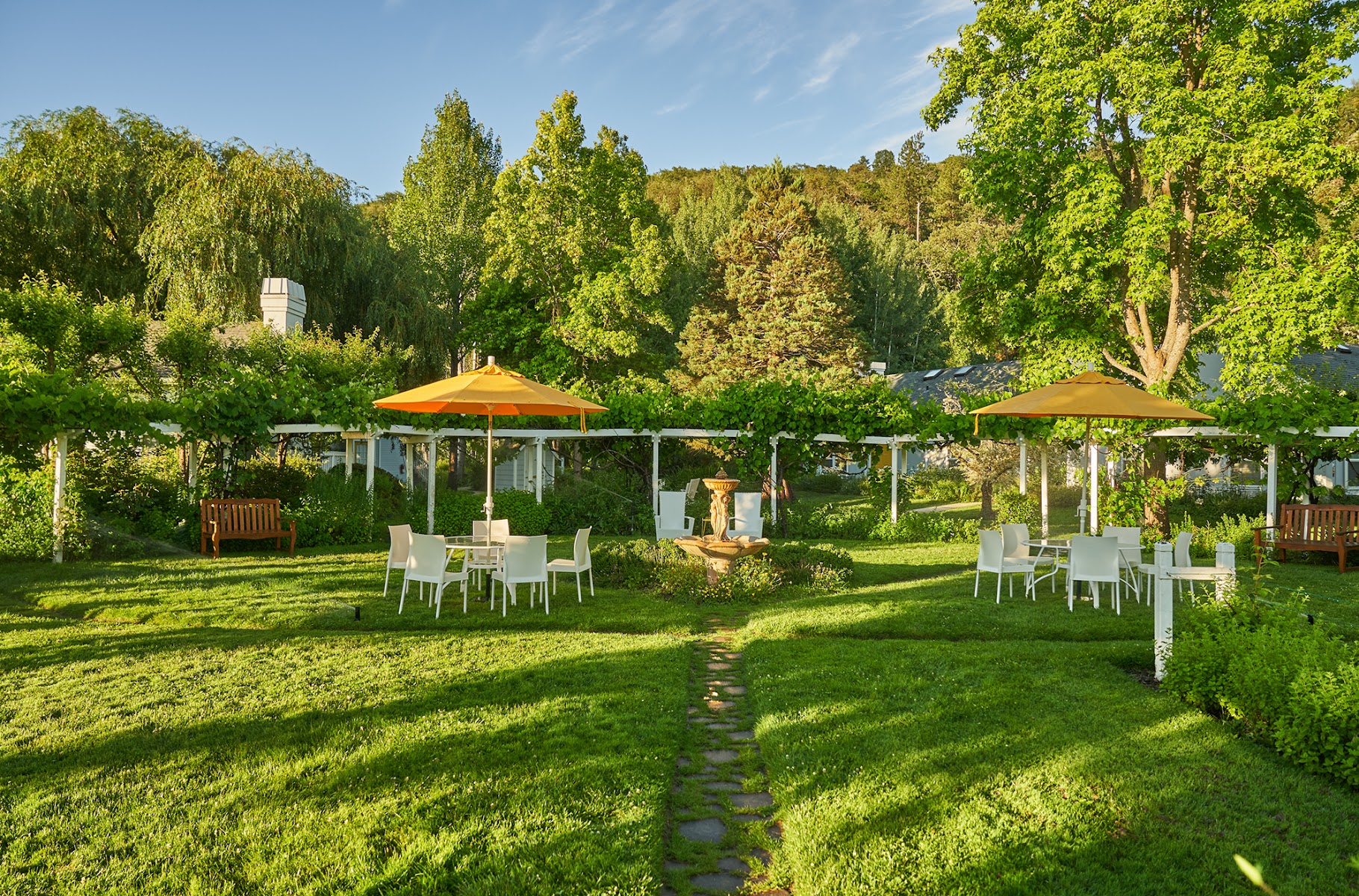 Lithia Springs Resort - Oregon's Mineral Waters Retreat
