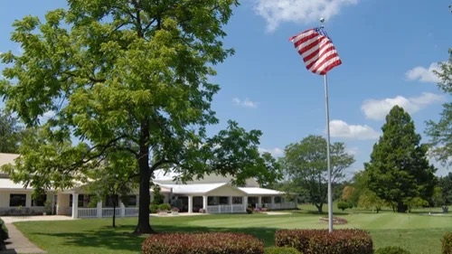 Locust Hills Golf Club