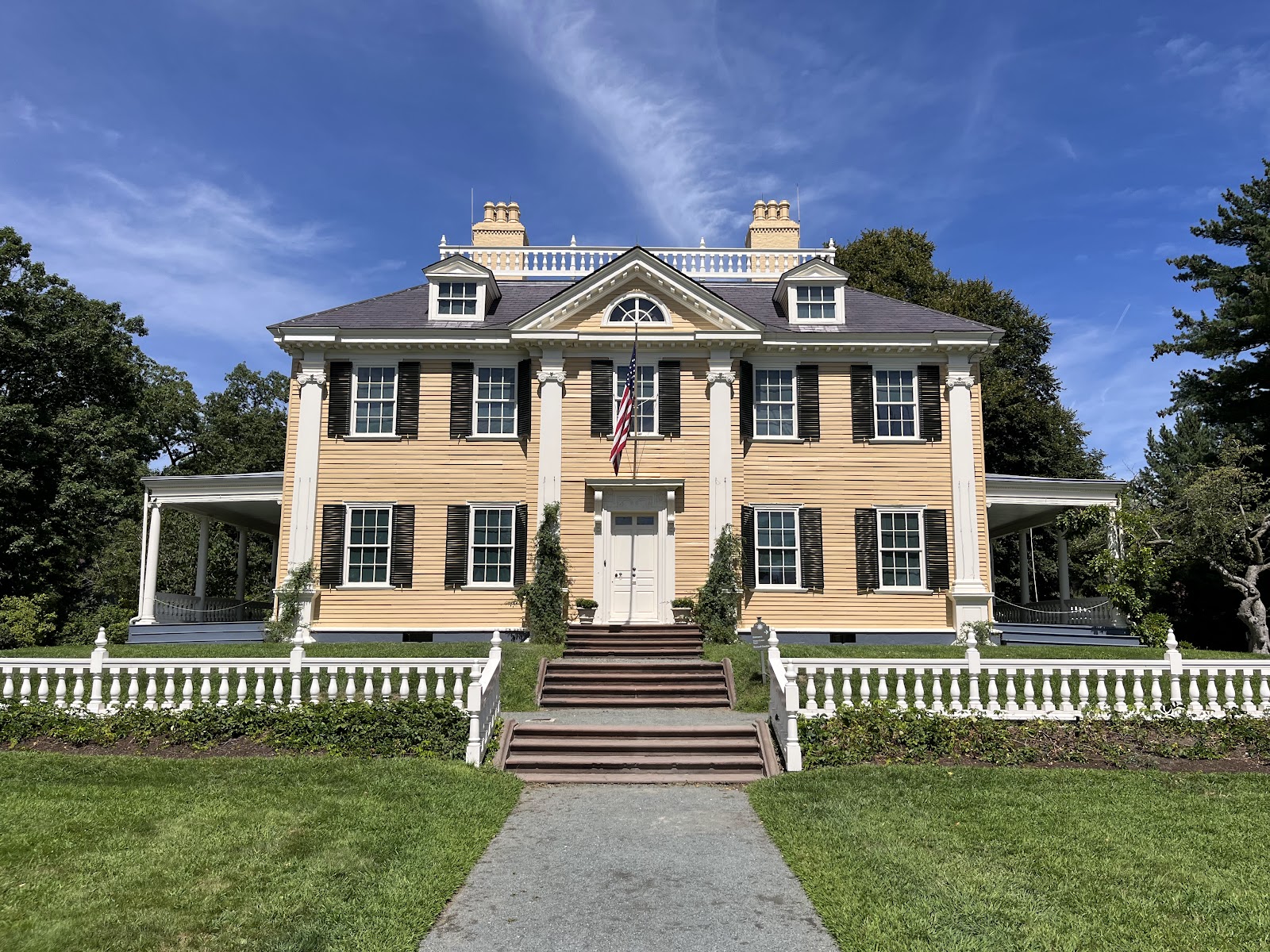 Longfellow House-Washington's Headquarters National Historic Site
