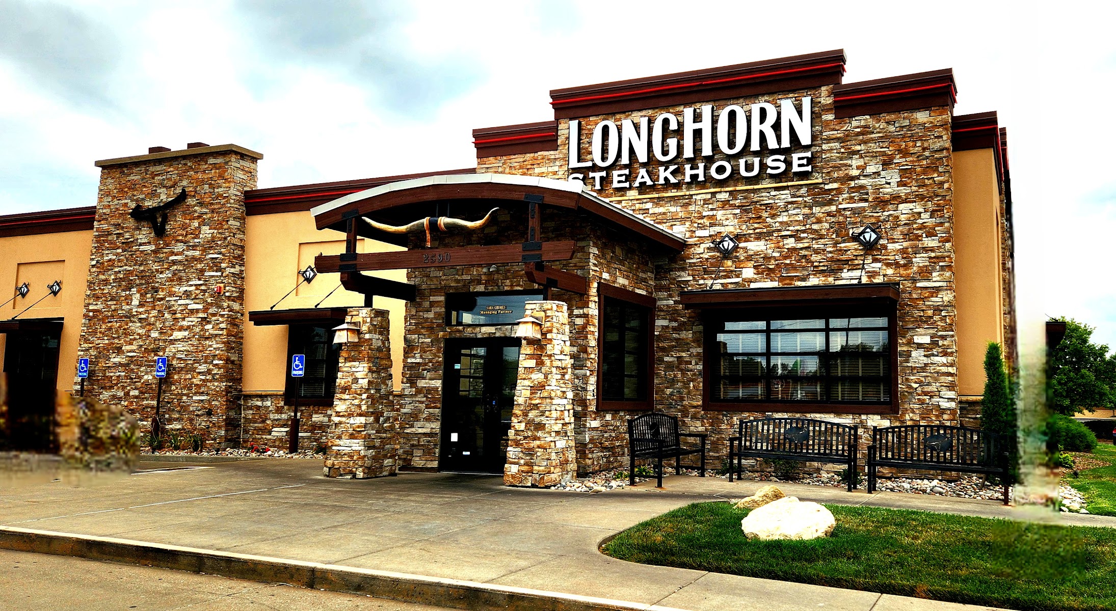 LongHorn Steakhouse